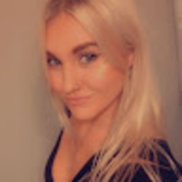 Meet your Posher, Kimberly - Picture 1 of 1